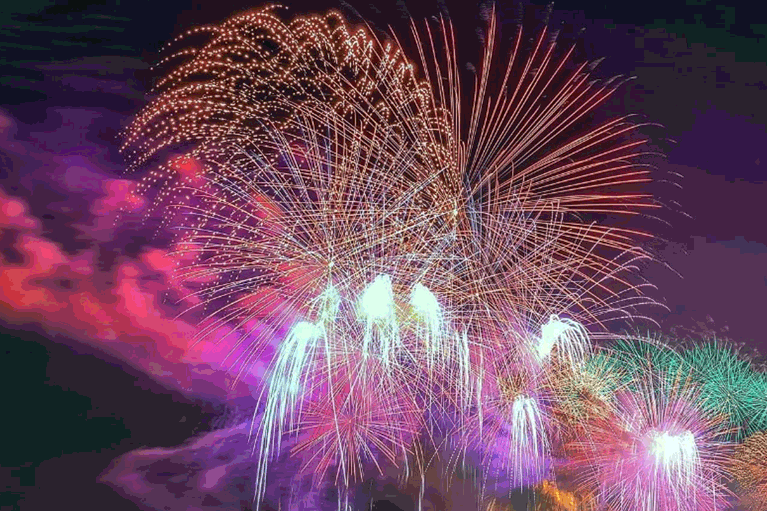 Профессиональная пиротехника ОПТОМ Верхнеуральск  | verhneuralsk.salutsklad.ru